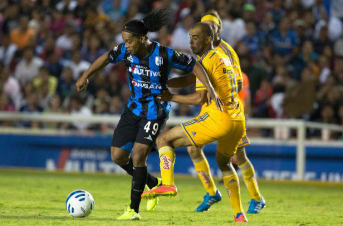 Ronaldinho quiere llegar a la Liguilla.