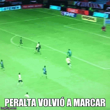 Peralta parece hacer encontrado de nuevo el gol.